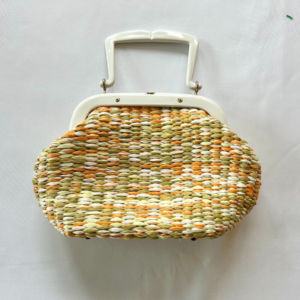 Vintage Italian Straw purse with lucite handle